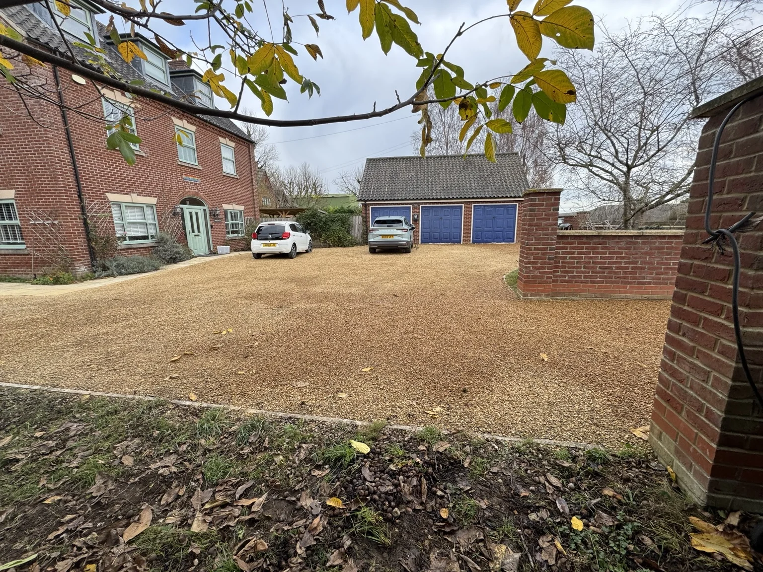 Marham Driveway: gravel driveway